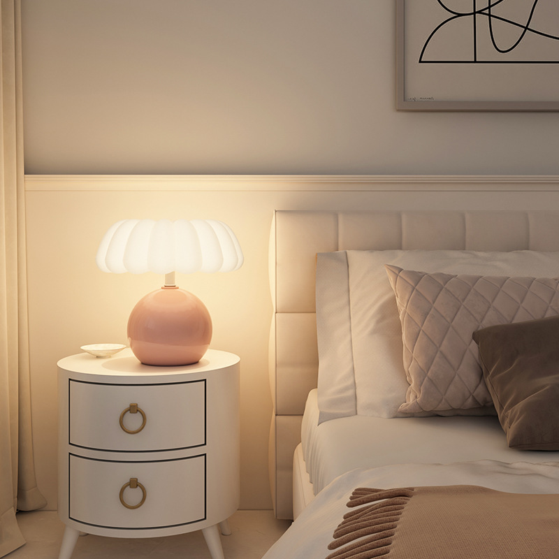 Estilo creme lâmpada de mesa c - Desk Setup White avaliação e preço