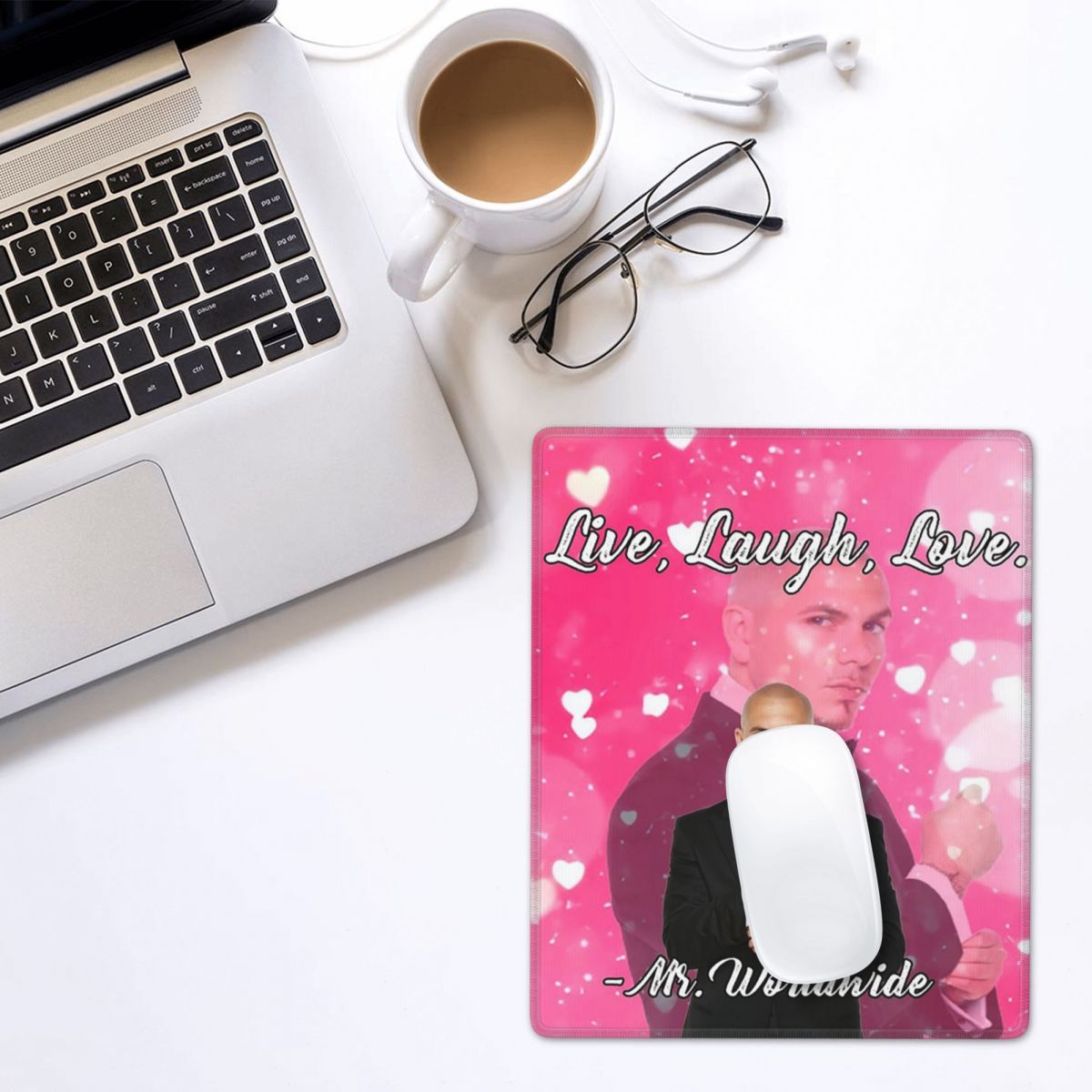 Mr. Worldwide Says To Live Lau - Desk Setup Pink avaliação e preço